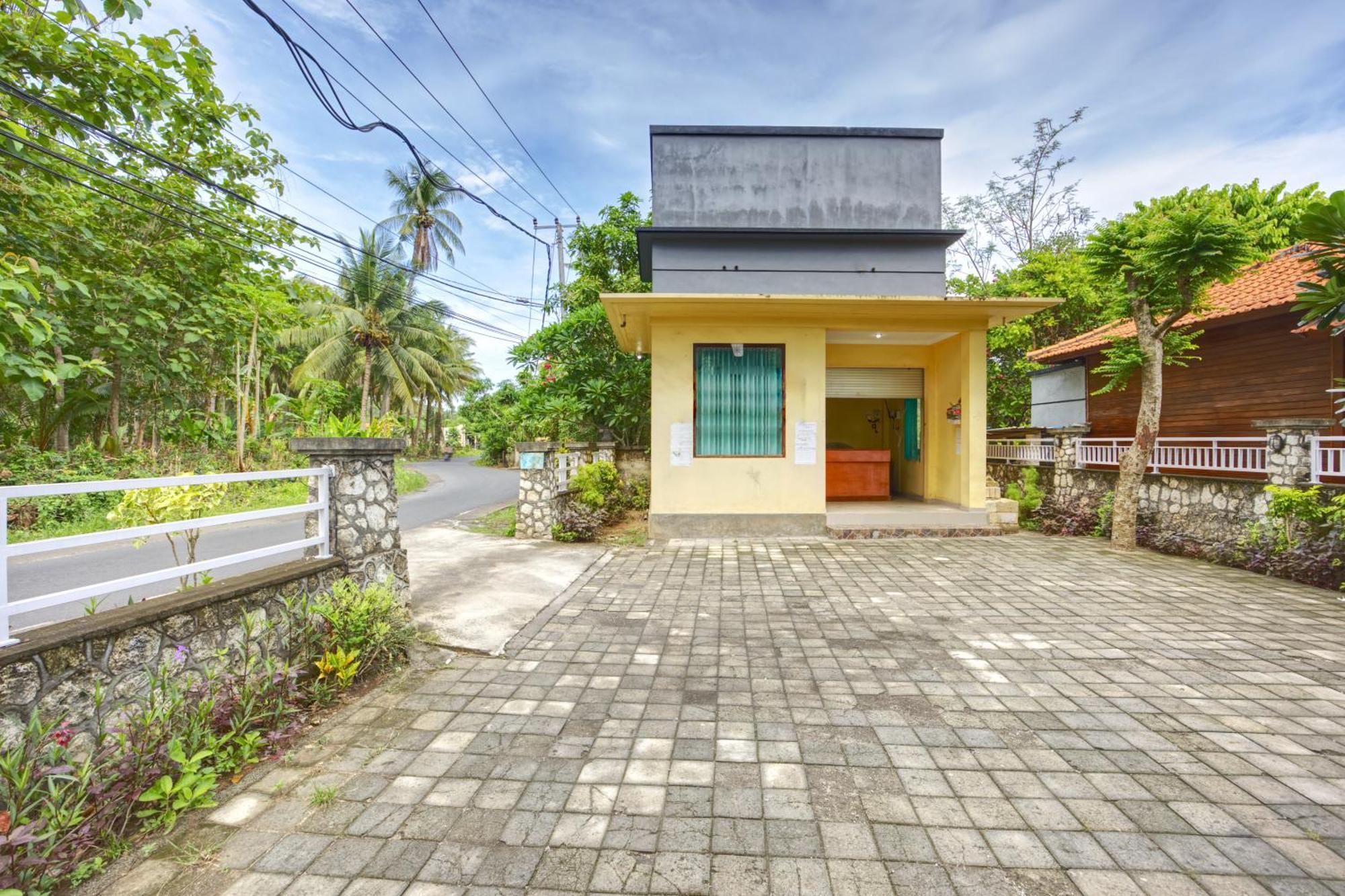 Putri Nusa Beach Ped Exterior photo