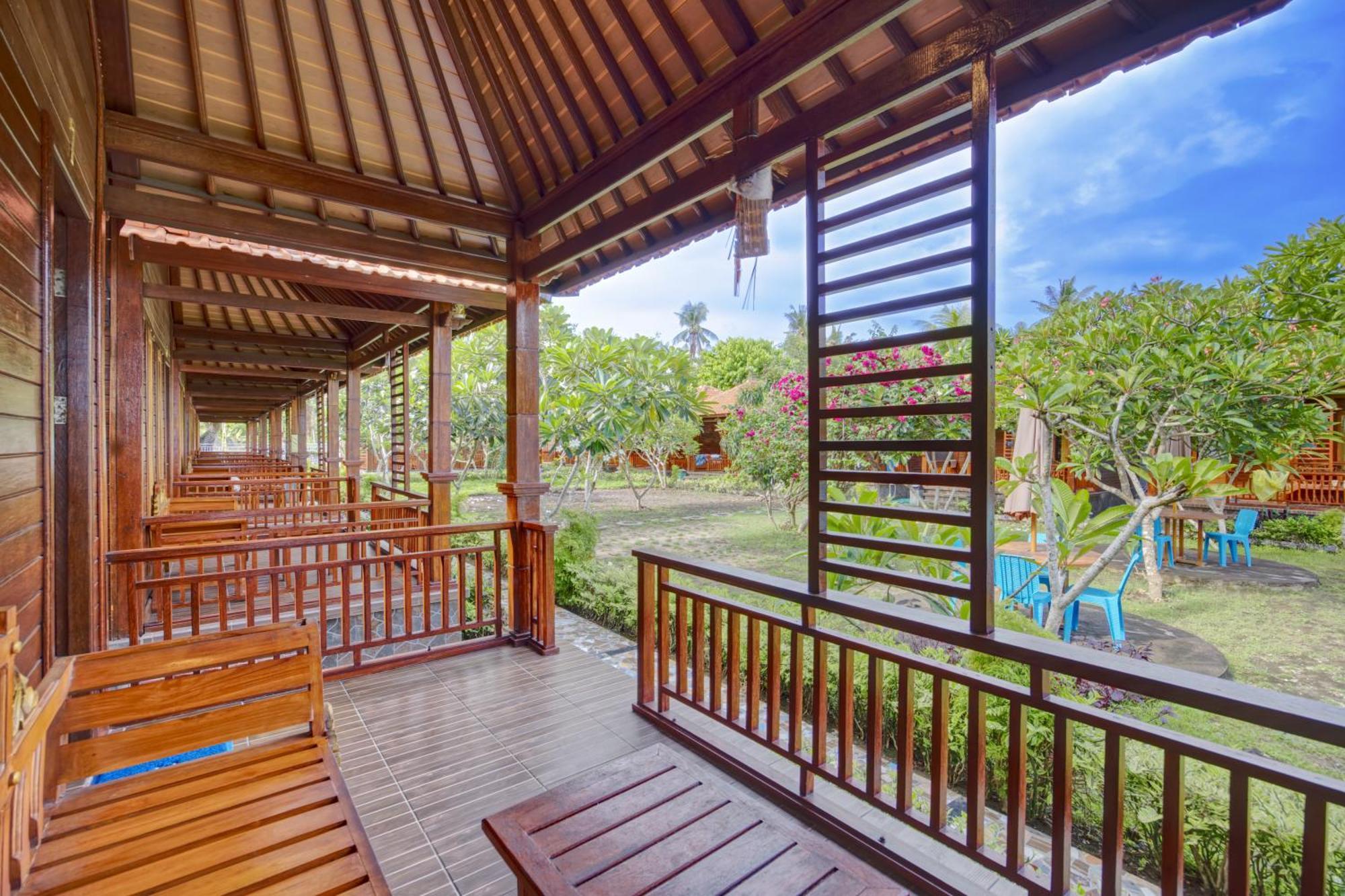 Putri Nusa Beach Ped Exterior photo